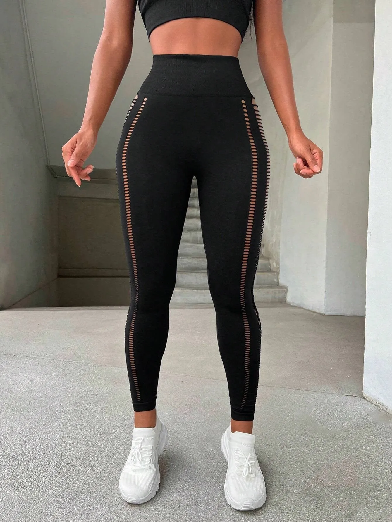 Haley Hollow Out leggings