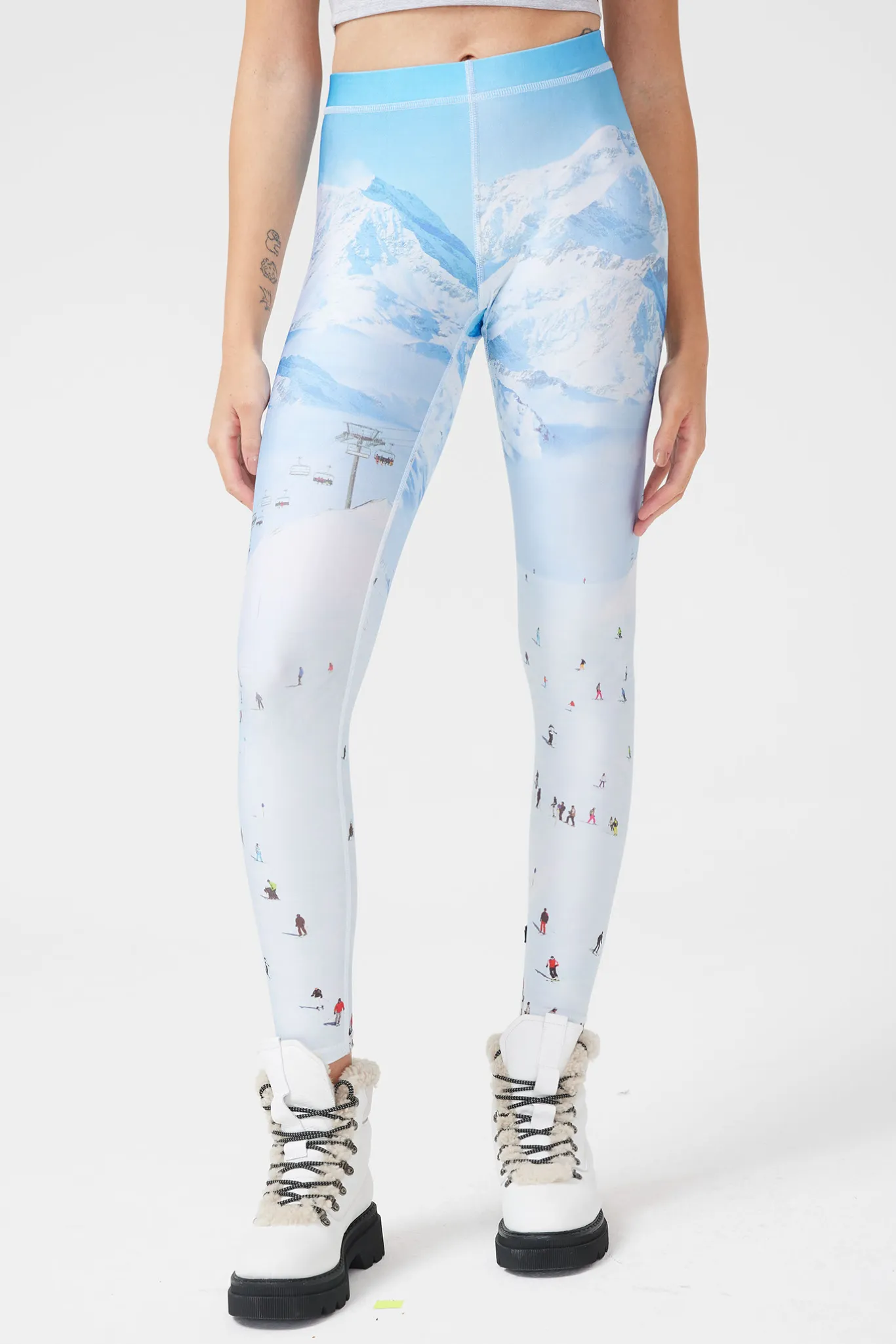 Hi-Shine Leggings in Ski Trip