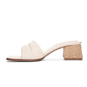 Lucianna Sandal