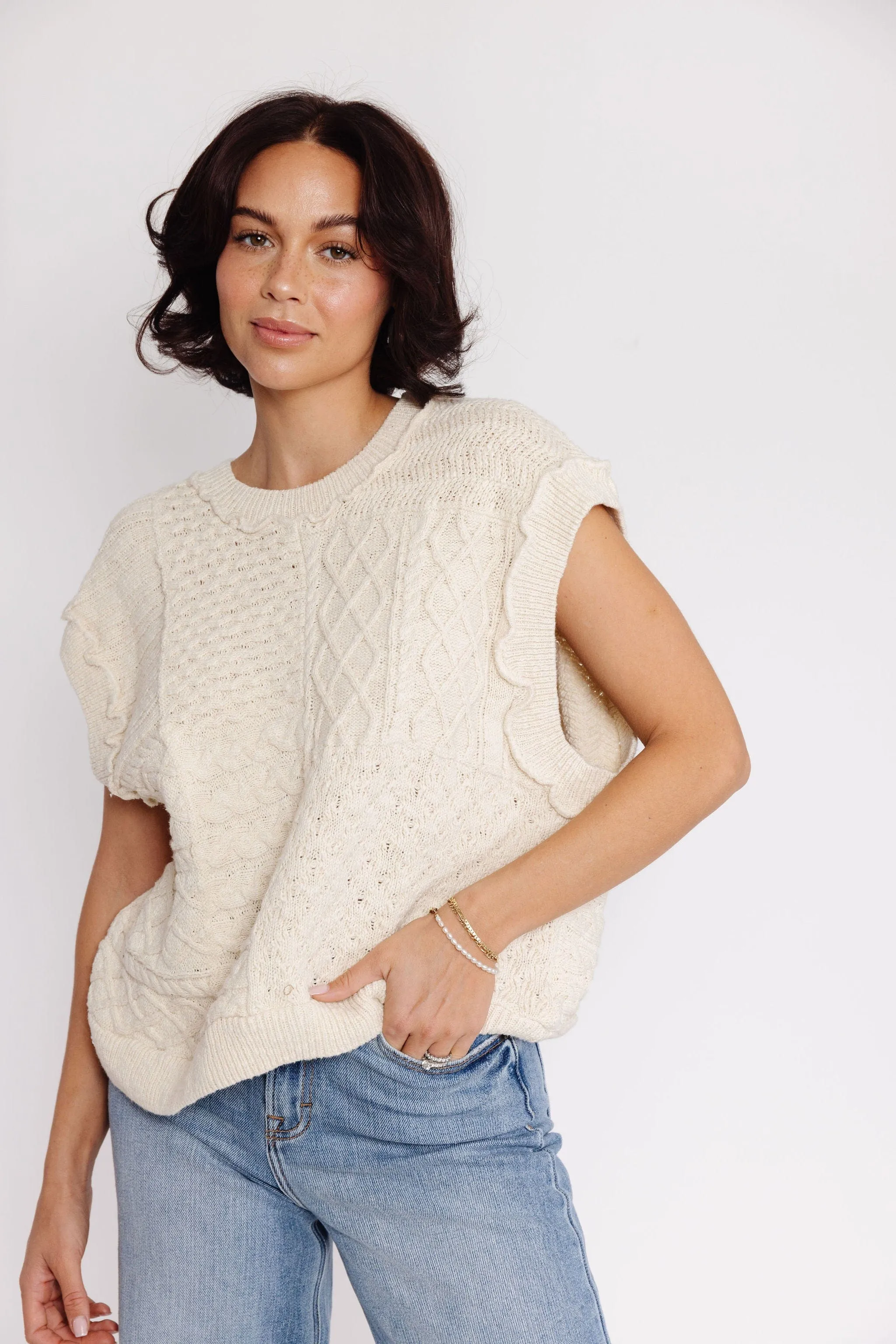 Maddox Sweater Vest in Cream