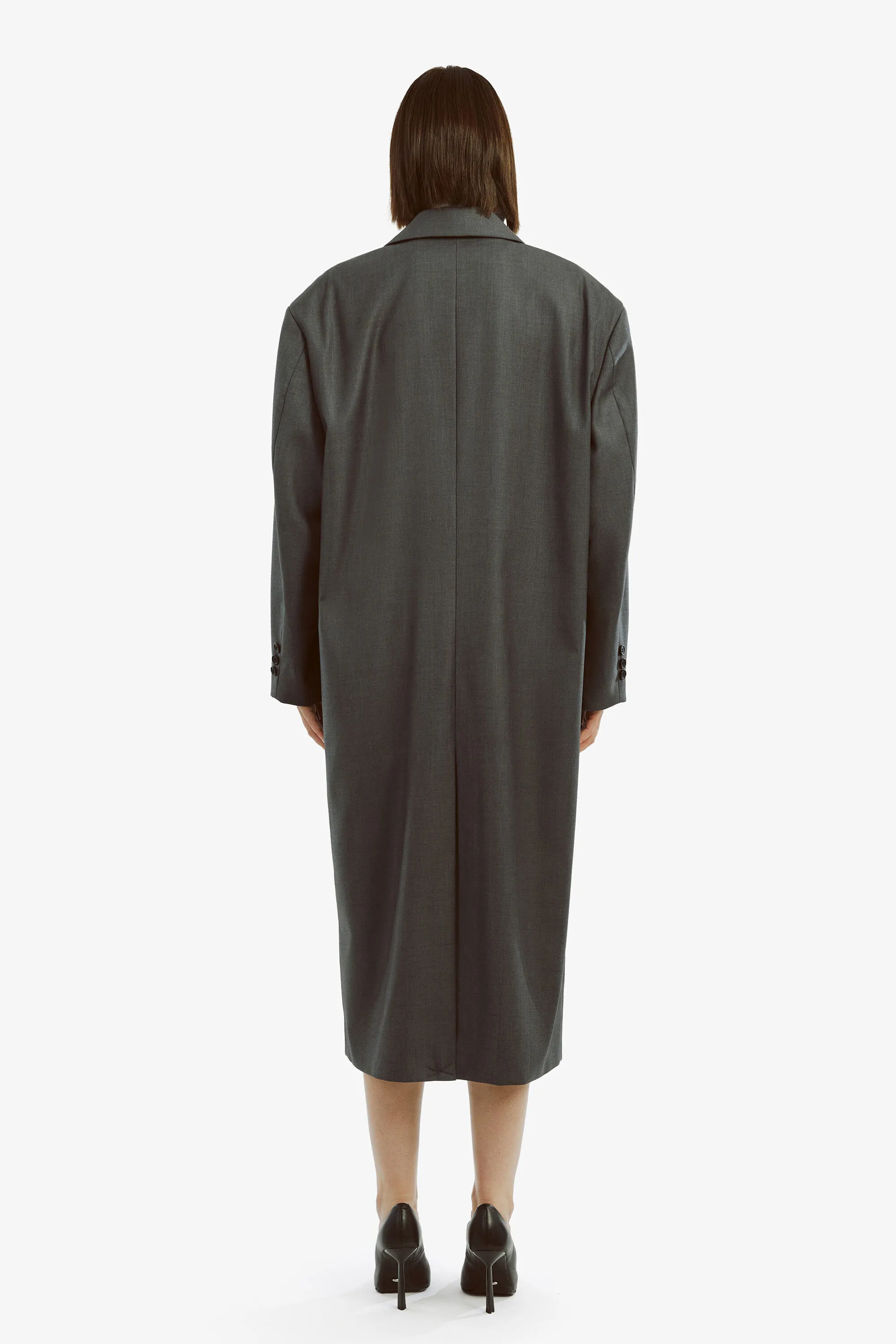 maika oversized coat in dark grey