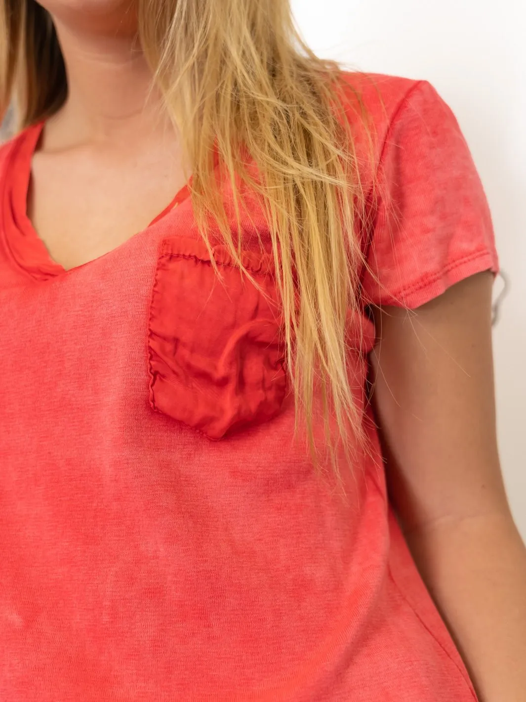 Marta du Chateau Dorothea tee rosso