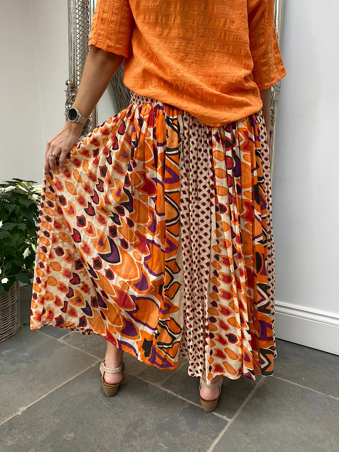 Multi Pattern Pleated Skirt Tally