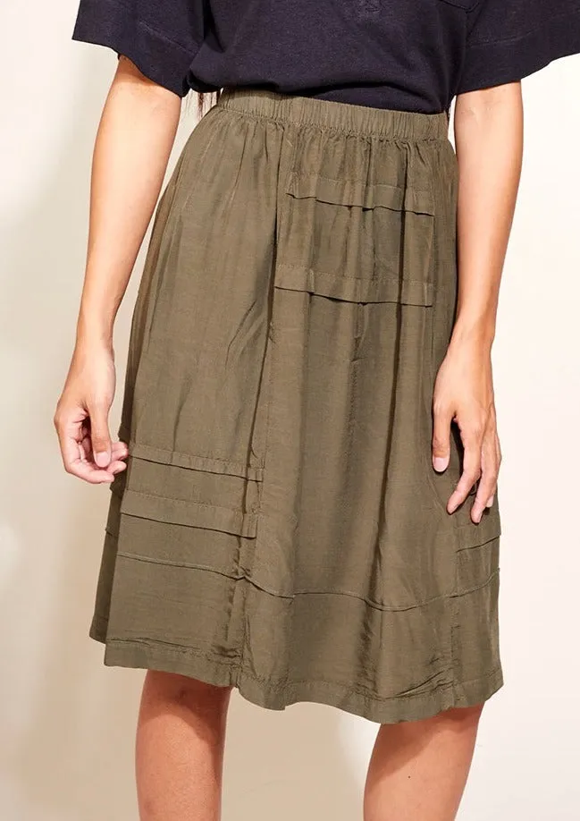 Pleat Skirt ° Fatigue