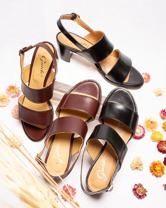 Sandal Classic Brown