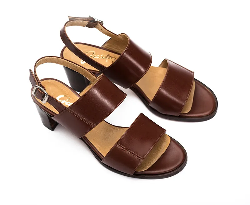 Sandal Classic Brown